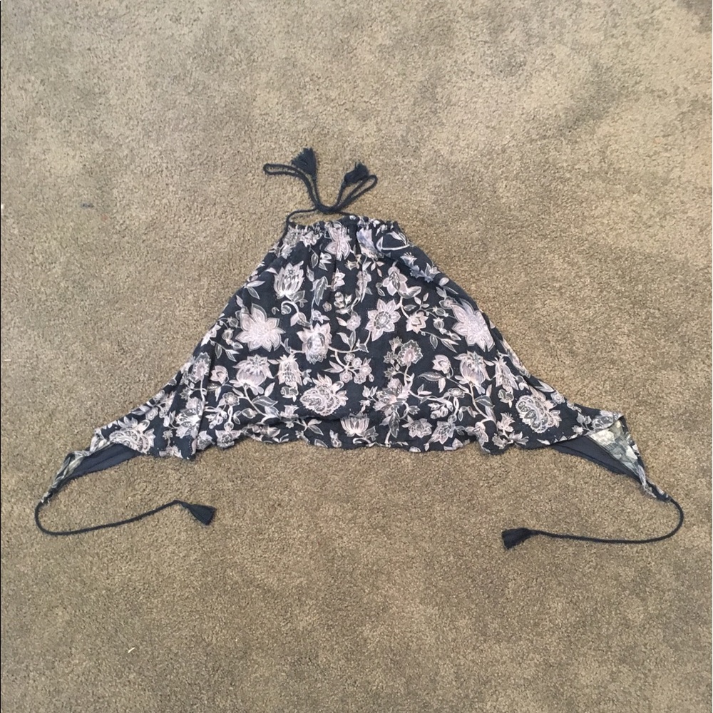 Urban outfitter flowy halter top